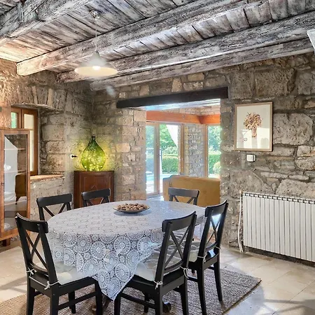 Semesterbostad Villa Romano *