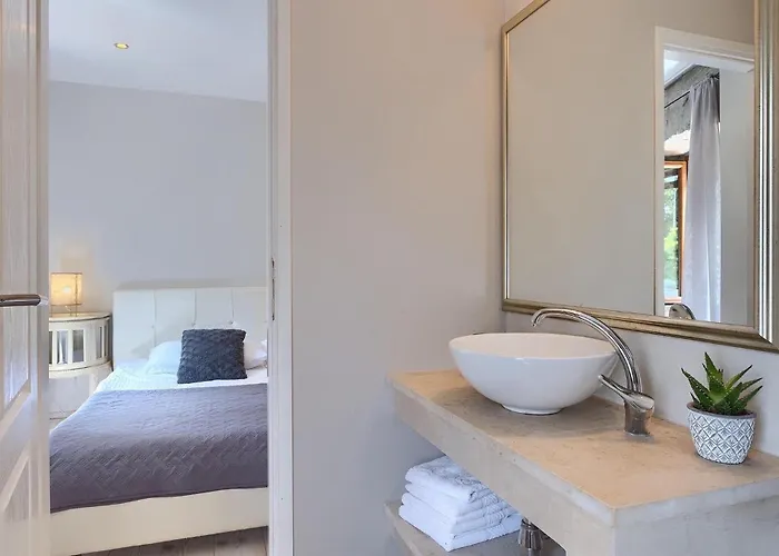 Villa Romano Vikendica *